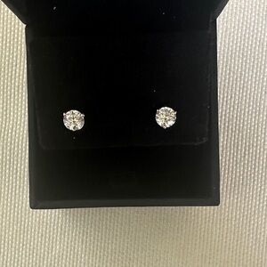 NEW!! Natural Diamond Earrings Stud